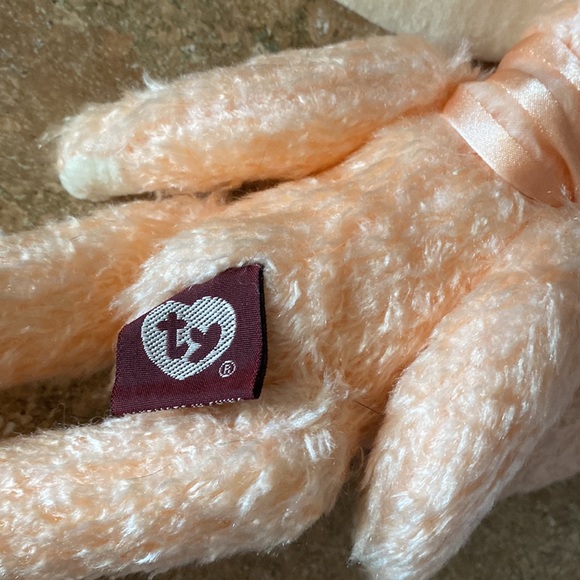 3 Vintage rare bunny Attic Treasures for Easter.   Mint with tag protectors - Picture 7 of 10